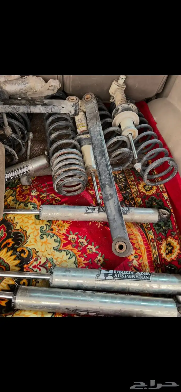 مساعدات وجنوط جيب رانجلر وكاله مع لد رفرف وكاله 1