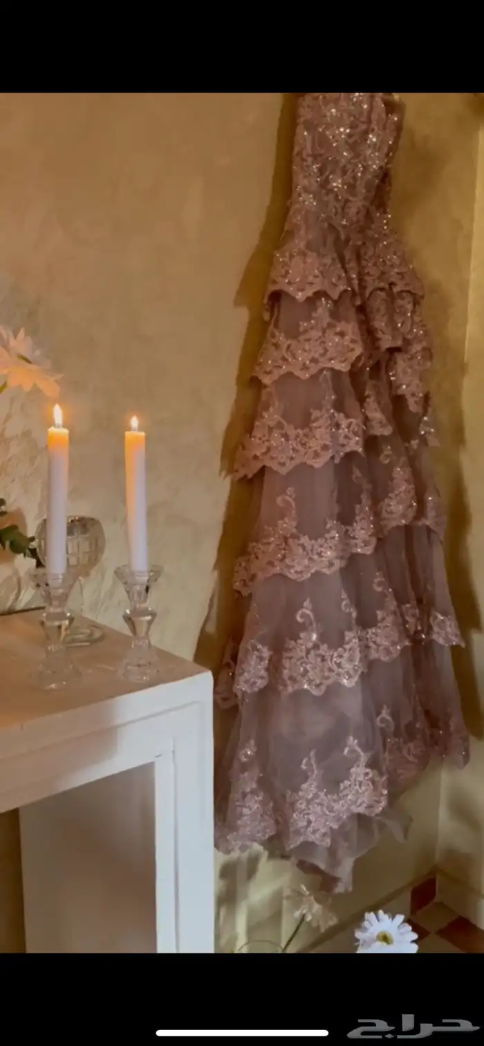 فستان للبيع ب 600 شريته ب 1200 0