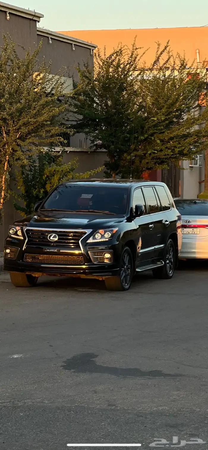 جيب لكزس 2014 اسود 10