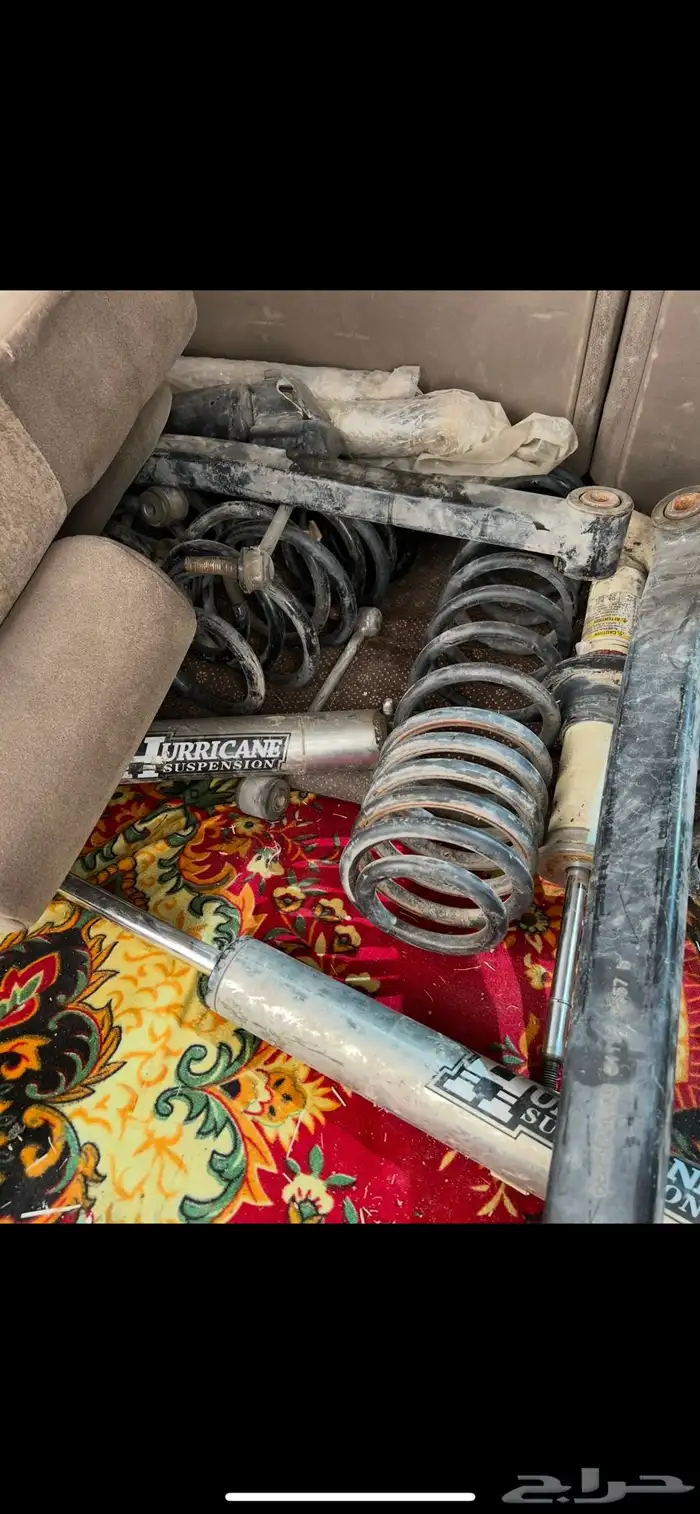 مساعدات وجنوط جيب رانجلر وكاله مع لد رفرف وكاله 0