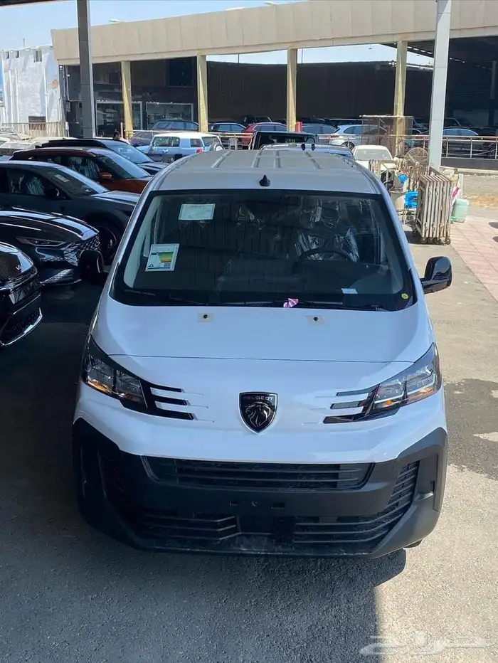 بيجو اكسبريت بضاعة موديل 2025 كاش اقساط 2