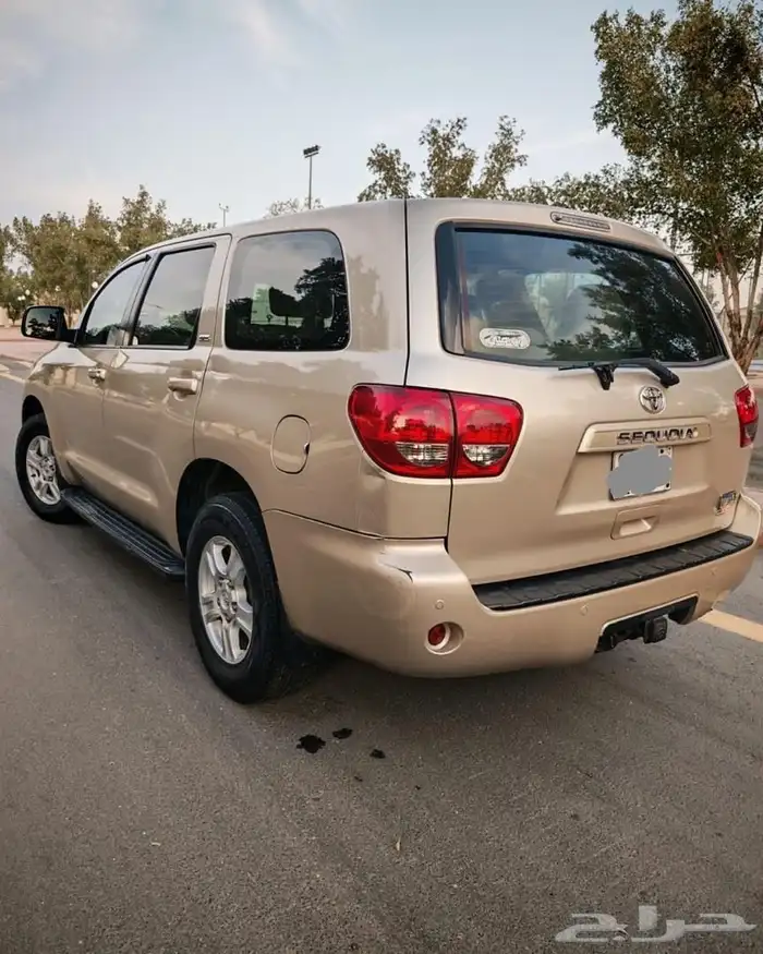 تويوتا سكويا 2013 11