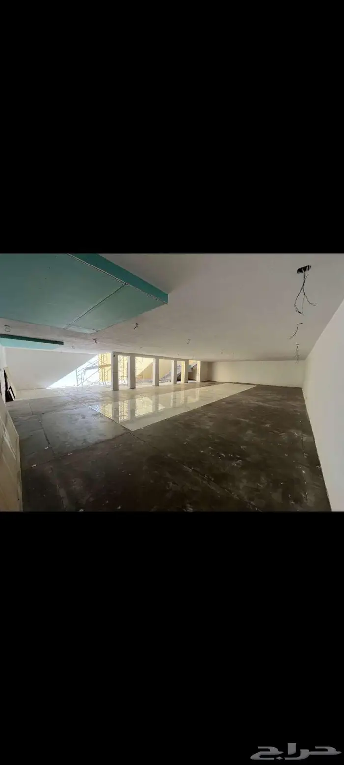 فلا حي النزهه جديده على 3 شوارع مع شقق مدخل منفصل مساحة825 5