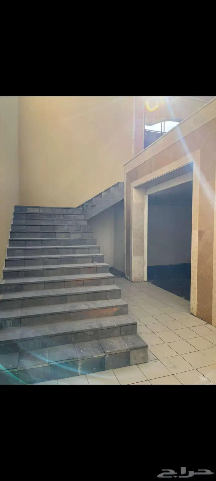 فلا حي النزهه جديده على 3 شوارع مع شقق مدخل منفصل مساحة825 18