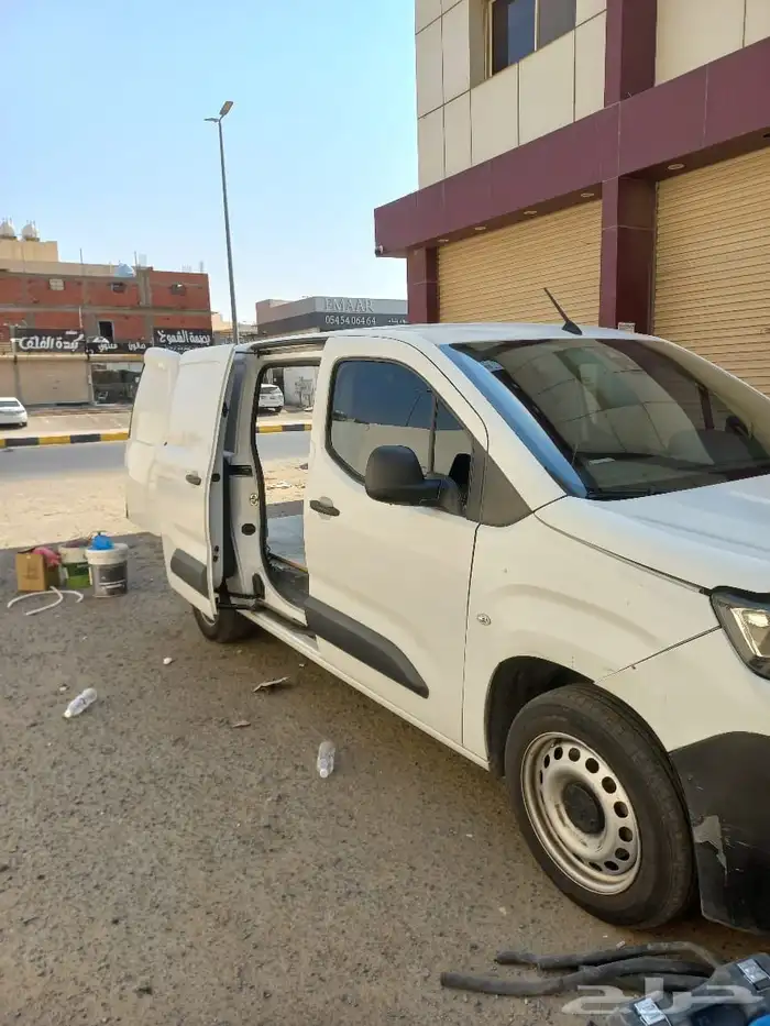 بيجو بارتنر 8