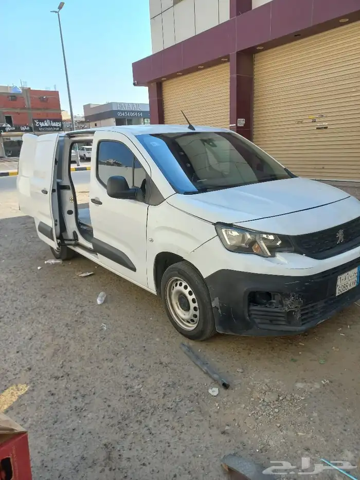 بيجو بارتنر 9