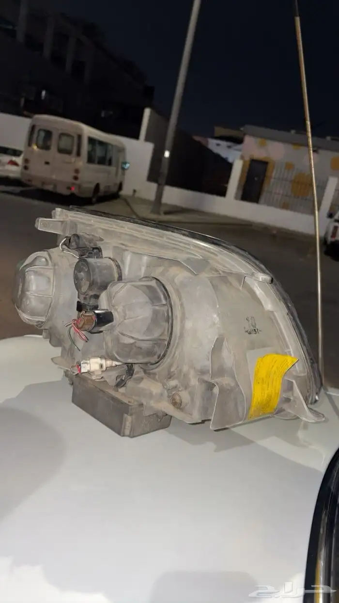 شمعات لكزس موديل 2000 3