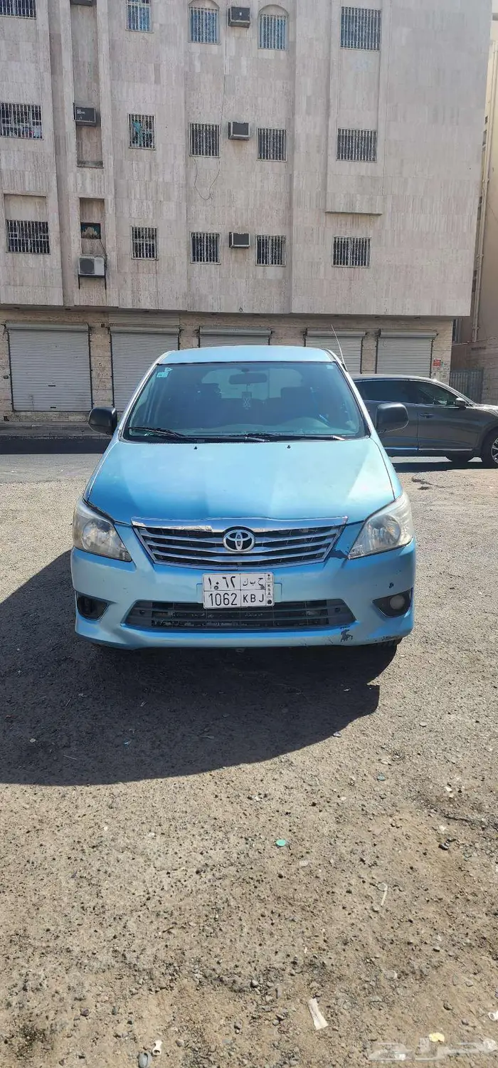 انوفا 2013 قير عادي   مجددة ومفحوصة   صيانة شاملة عند العضيب 4