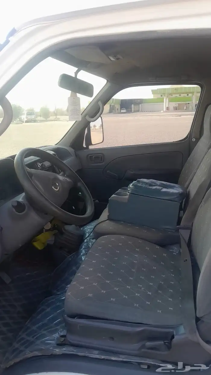 نيسان اورفان باص 6