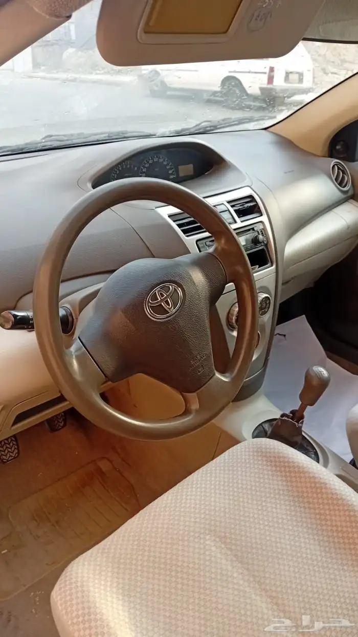 للبيع يارس 2011 2