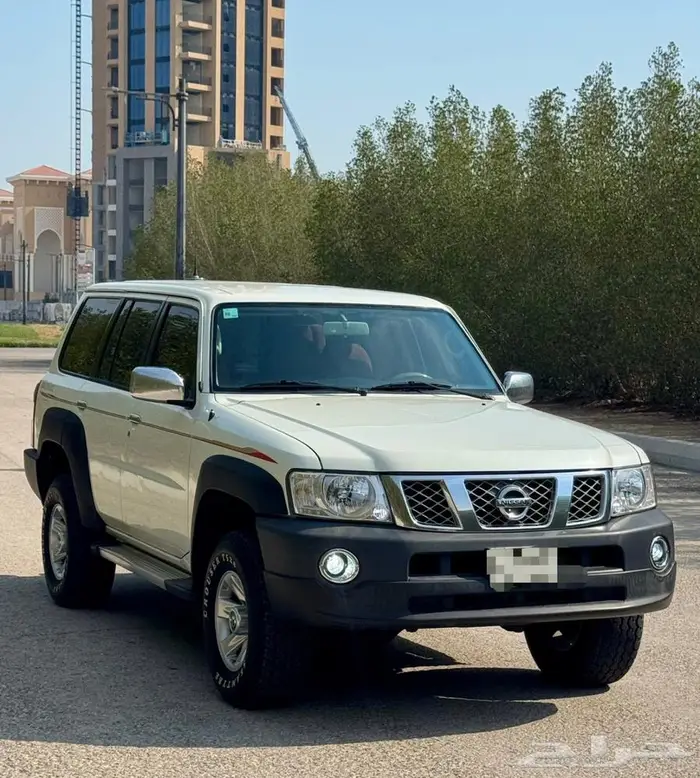 جيب نيسان باترول 2008 مكينه 4500 نظيف 0