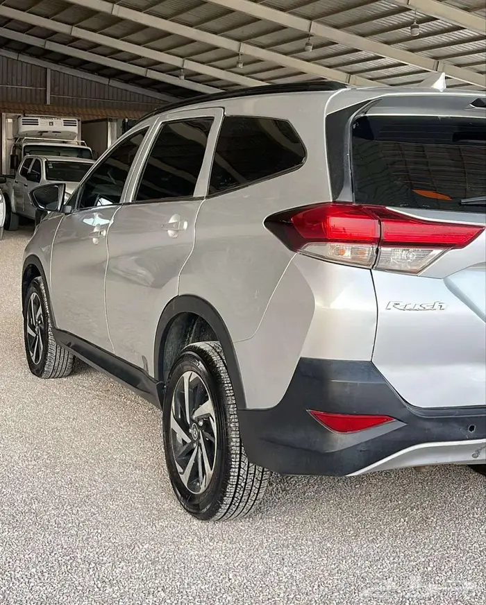 تويوتا رش واجن قير اوتماتيك 2023 11