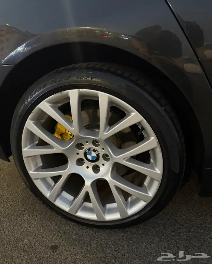 للبيع BMW 740 Li فل كامل لون مميز 2012 نظيف جدا 20