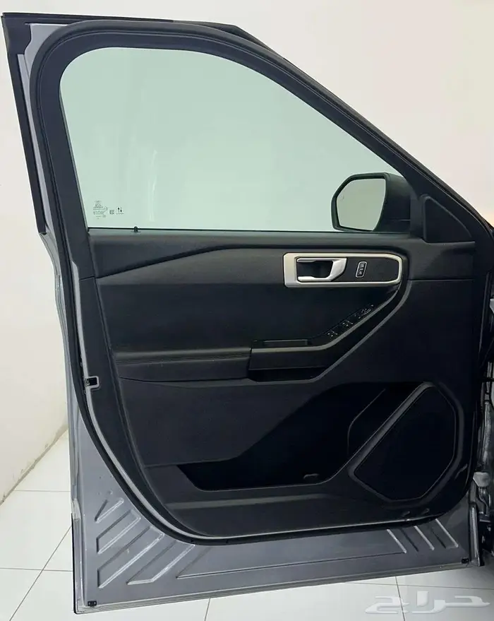 فورد اكسبلورر 2022 30