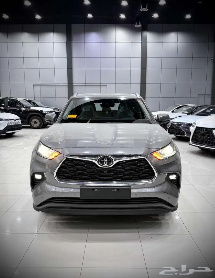 تويوتا هايلاندر ( LIMITED ) فل كامل موديل 2025 أقل الأسعار 0