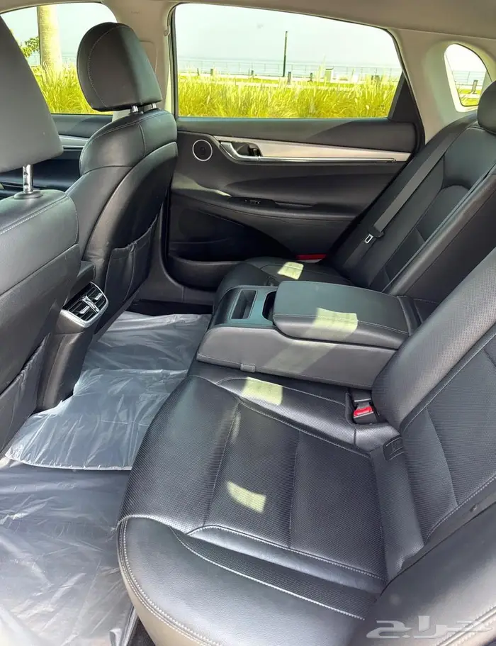 هونداي ازيرا - جرانديور 14