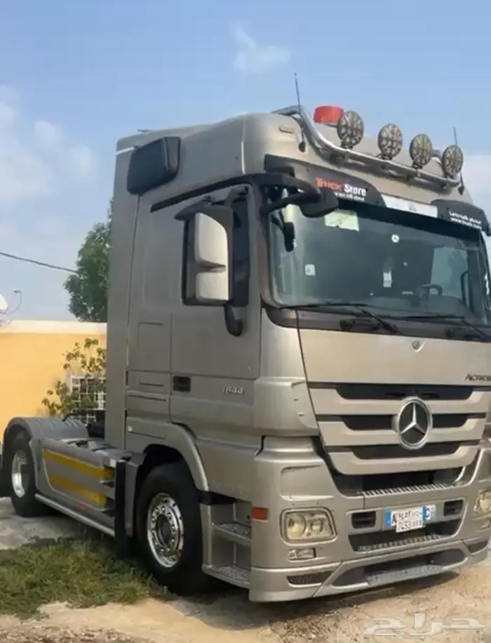 راس تريله للايجار مع السواق 0