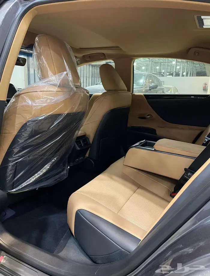 لكزس ES250 ستاندر 2025 جميع كاش واقساط 10