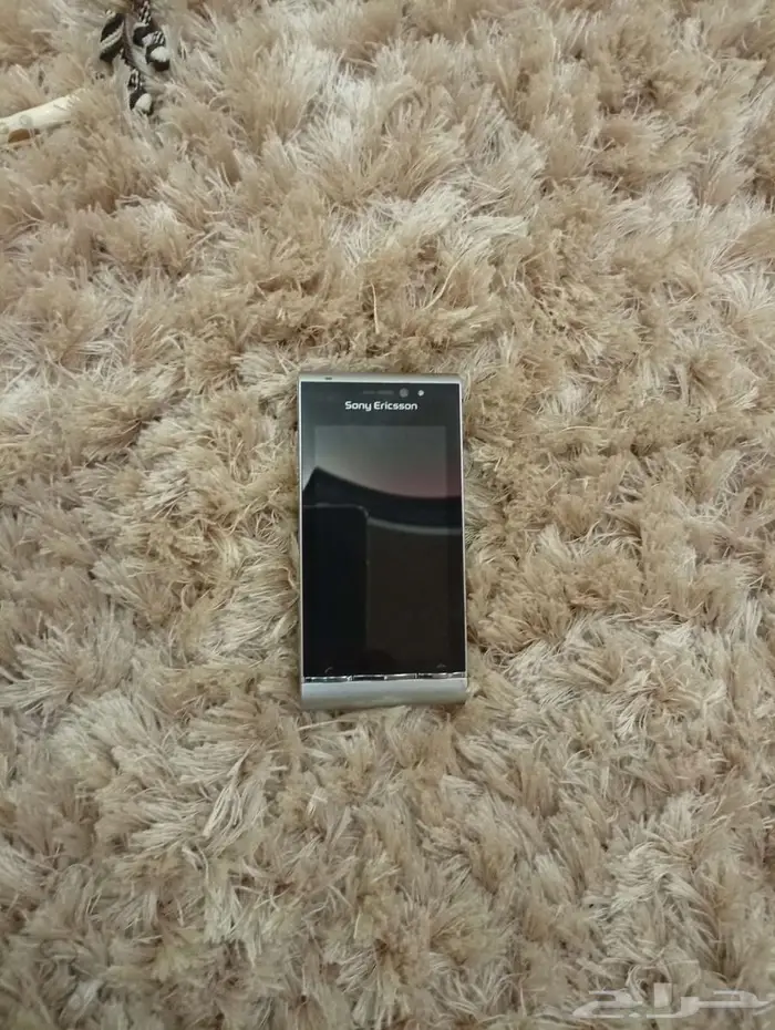 سوني إريكسون ساتيو نضيف 4