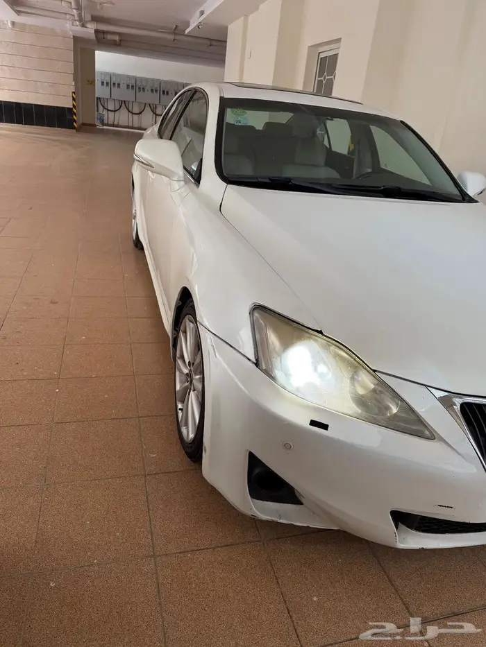 لكزس IS300 فل 2009 1