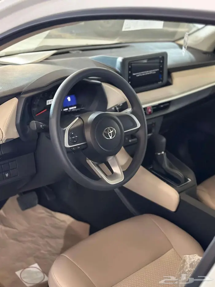 تويوتا يارس استاندر 2026 3