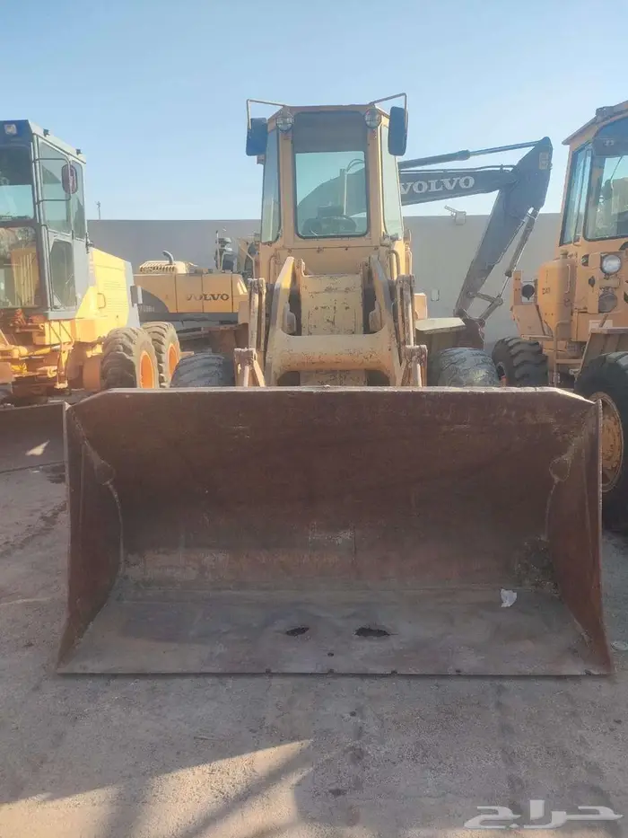 شيول 930 كاتربيللر سنه الصنع 1979 للبيع 1