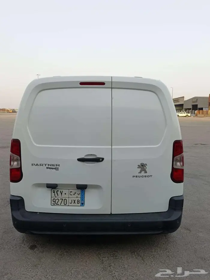 بيجو بارتنر 2023 7