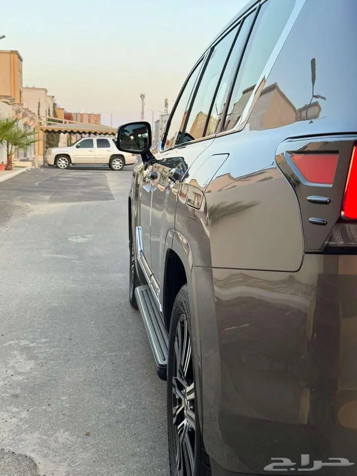لكزس LX 600 2025 شبة الوكالة BB 8