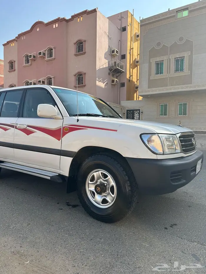 صالون 99 نظيف جدا مشروط 2