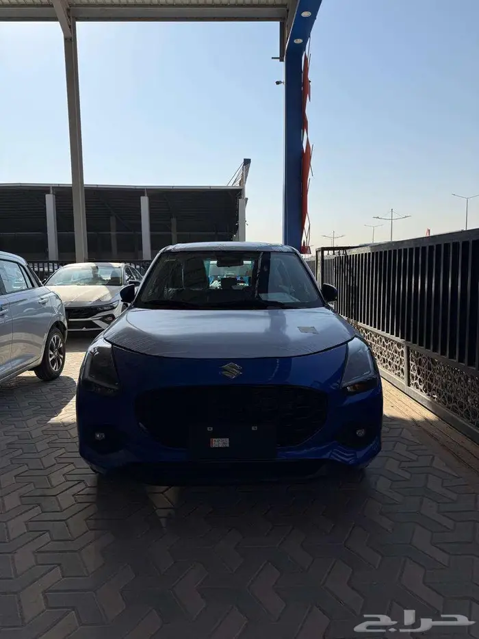 سوزوكي سويفت GLX فل موديل 2025 14