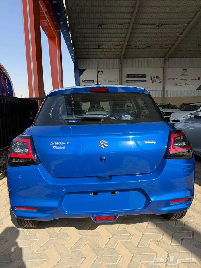 سوزوكي سويفت GLX فل موديل 2025 17