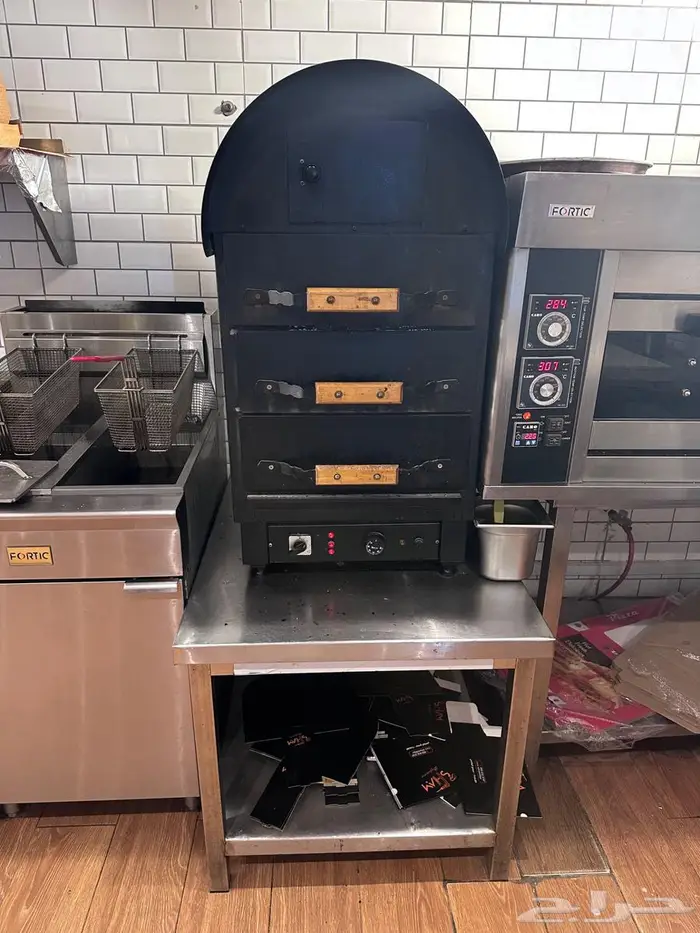 مطعم للبيع أو للتقبيل لعدم التفرغ 5