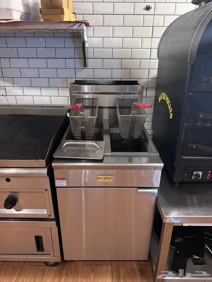 مطعم للبيع أو للتقبيل لعدم التفرغ 11