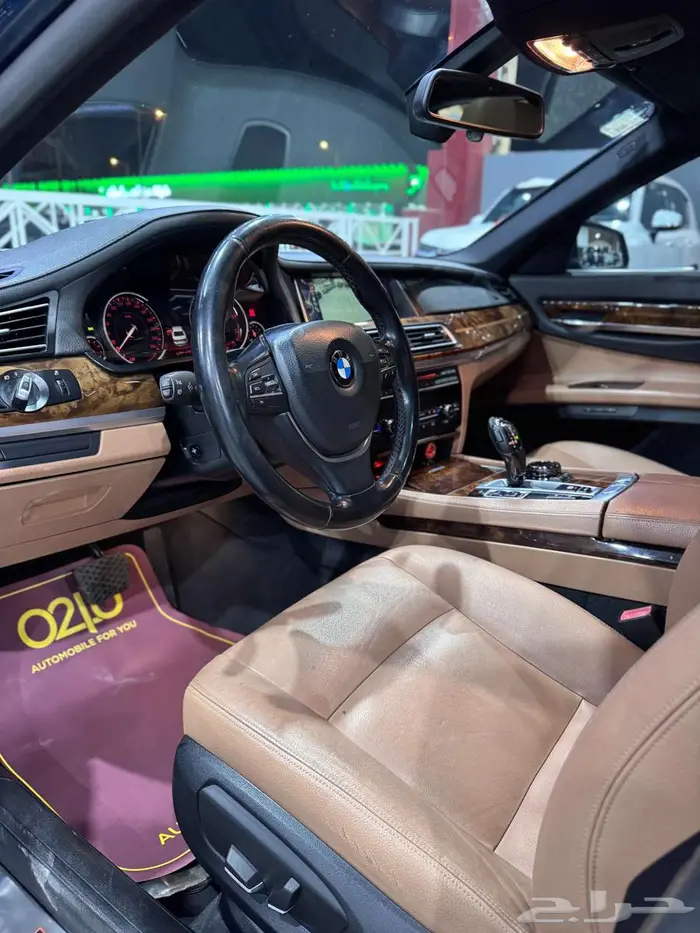 بي ام دبليو 730Li موديل 2014 4