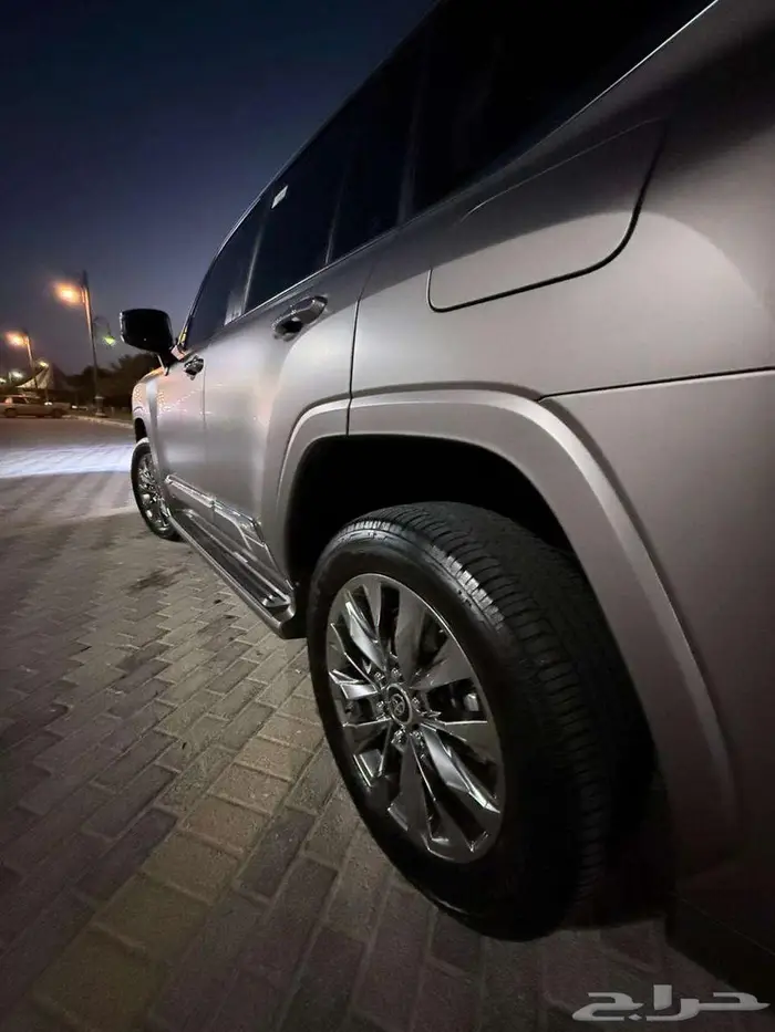 تويوتا لاندكروز VX-R فل كامل سعودي عبداللطيف ج Land-Cruiser 4