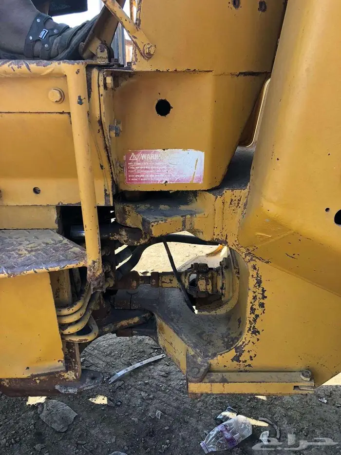 شيول كتربلر 910 موديل 84 معرض رواد المعدات 4