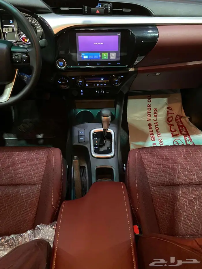 تويوتا هايلوكس GLX 2025 ابيض بنزين سعودي 36