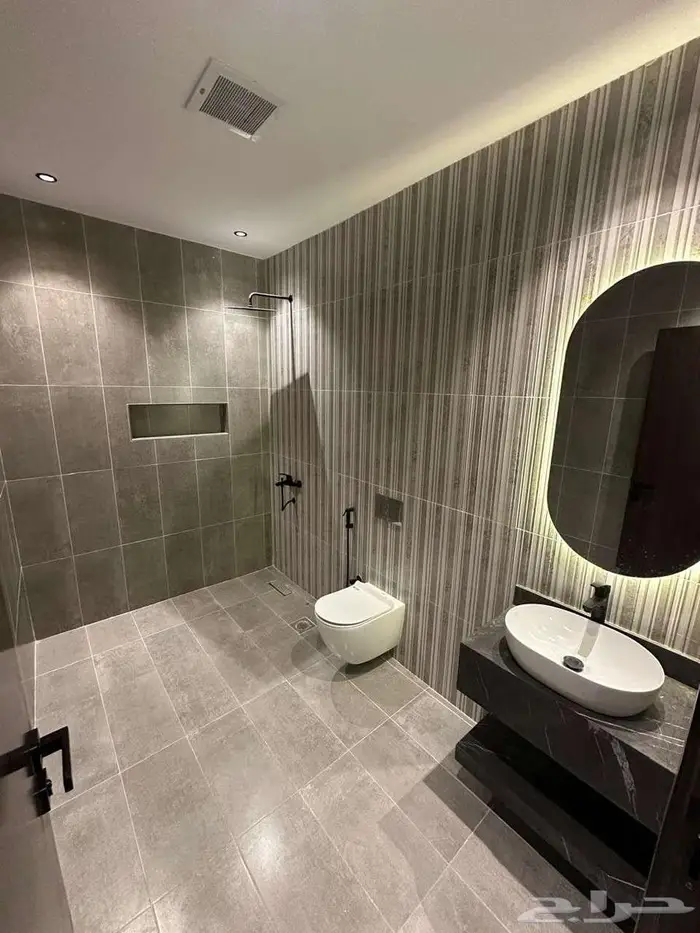 فيلا مودرن جديدة متبقي واحدة 4