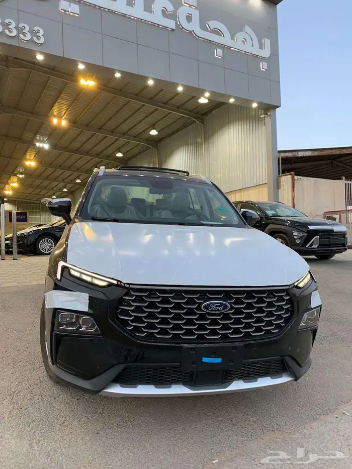 فورد تريتوري نص فل ترند اسود موديل 2024 اقساط وكاش 3