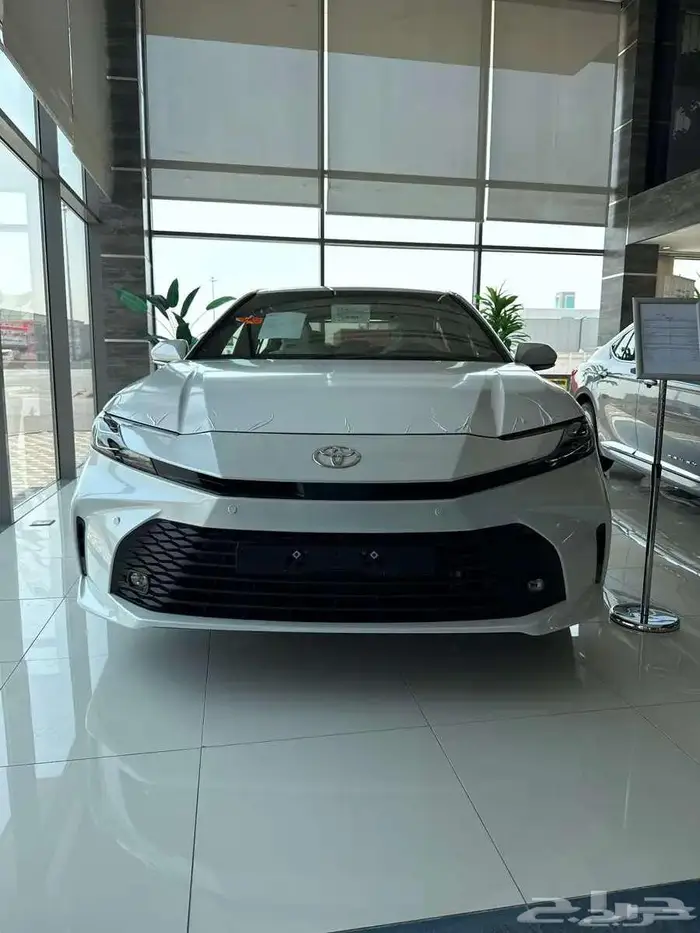 كامري LE بنزين 2025 كاش و اقساط 0