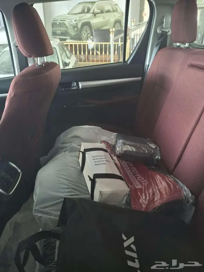 تويوتا هايلكس فل بنزين S-GLX 2025 5