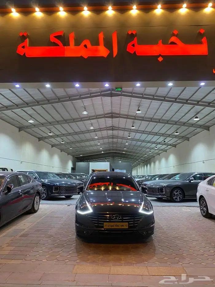 هيونداي سوناتا 2021 مستورد بنزين شاشة كاميرا نقاط عمياء 3