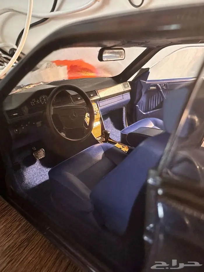 Mercedes-Benz 300 CE-24 Coup  (C124) مجسم مقاس 1 18 2