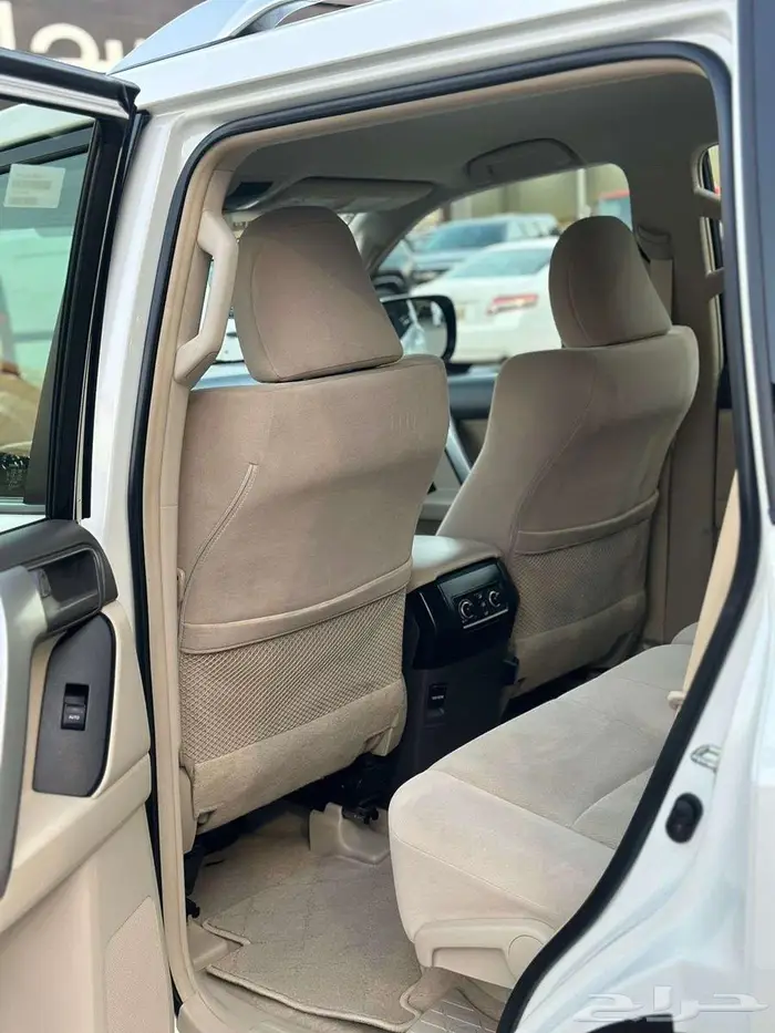 تويوتا برادو 4 سلندر موديل 2022 8