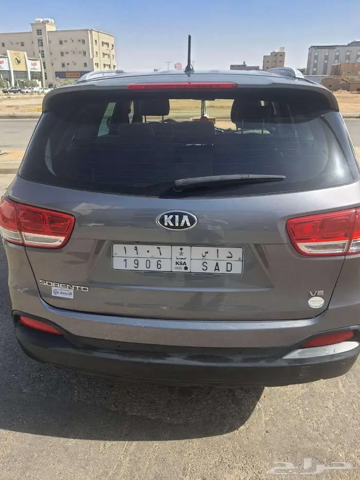 كيا سورنتو 2016 12