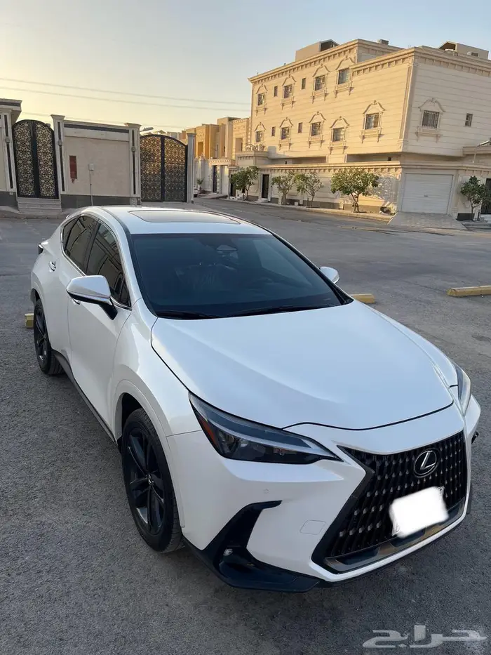 لكزس NX350h 2024 ممشى قليل 0