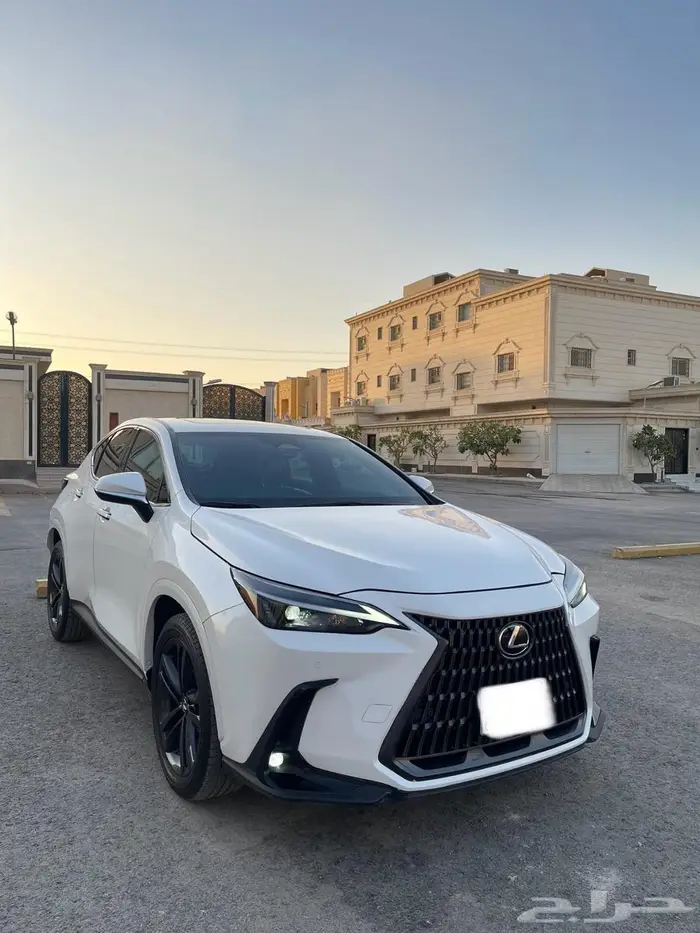 لكزس NX350h 2024 ممشى قليل 18