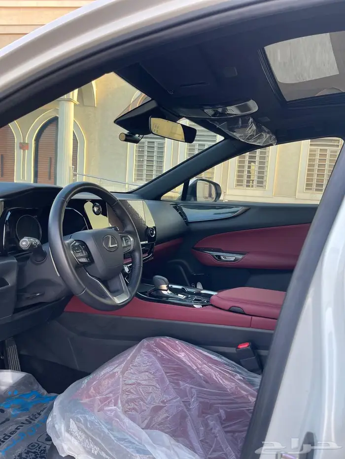 لكزس NX350h 2024 ممشى قليل 35
