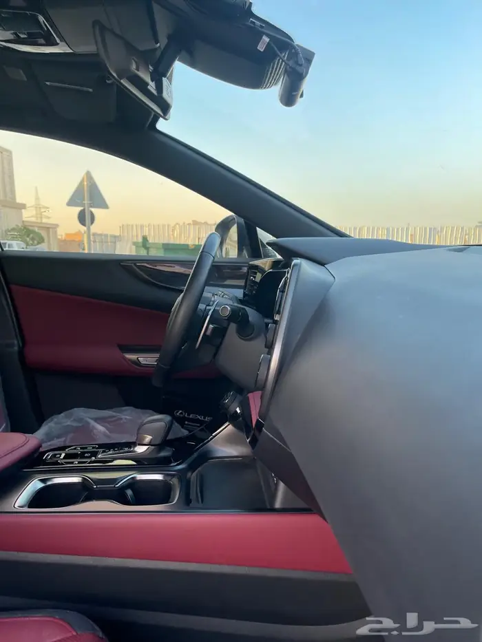 لكزس NX350h 2024 ممشى قليل 46