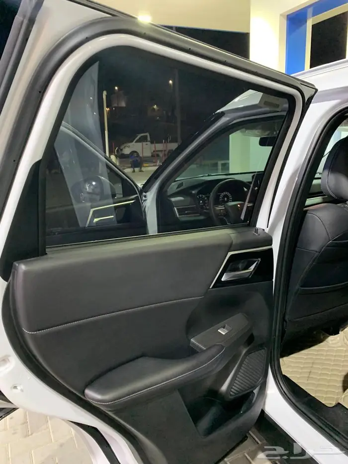 ميتسوبيشي اوتلاندر 2025 9